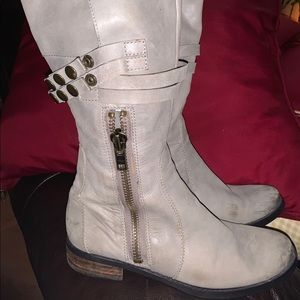 Nine West Grey Boot
